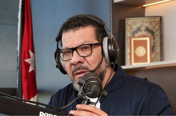 الإعلامي محمد الوكيل