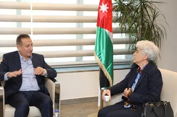 وزير الزراعة يبحث مع  السفيرة التونسية سبل التعاون الزراعي
