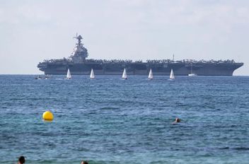 حاملة الطائرات "يو إس إس جيرالد فورد"