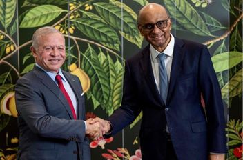 الملك والرئيس السنغافوري يبحثان آليات تعزيز التعاون وأبرز مستجدات الإقليم