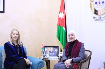 وزيرة التنمية والسفيرة الهولندية