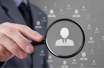 اعلنت وزارات ومؤسسات حكومية ، اليوم الاحد عن حاجتها لتعبئة وظائف شاغرة