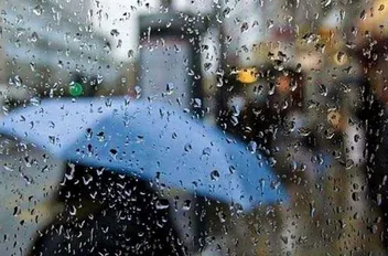 زخات من الأمطار على مناطق في المملكة اليوم
