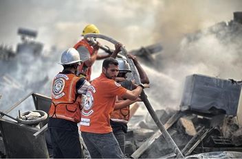الدفاع المدني بغزة: لا نستطيع الاستجابة لجميع الاستغاثات