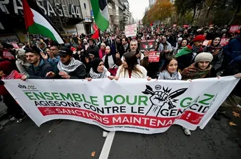 الآلاف في بلجيكا يطالبون بحصار عسكري شامل على إسرائيل
