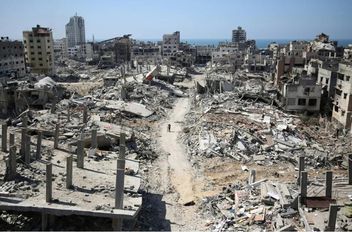 مصر وبريطانيا تتفقان على تثبيت وقف إطلاق النار وبدء إعادة إعمار غزة