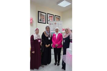 الجراح تؤكد أهمية الكشف المبكر عن سرطان الثدي 
