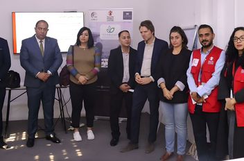 نائب السفير الهولندي يزور مركز اكساب للتنمية المستدامة بإربد