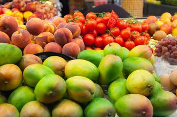 2000 طن من الخضار وردت للسوق المركزي اليوم
