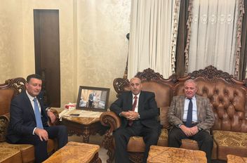 القاضي وعطية في زيارة لرئيس مجلس النواب السابق أحمد الصفدي 
