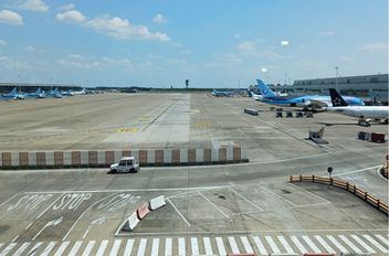 مطار بروكسل الدولي في بلجيكا