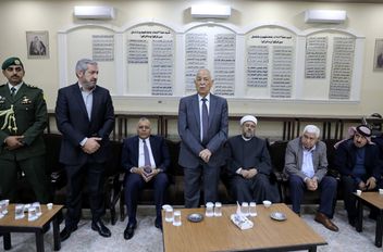 مندوبا عن الملك وولي العهد .. العيسوي يعزي عشائر الشويحات ومشربش والملكاوي والمساعيد والخزاعلة