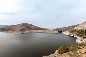 أعلنت سلطة وادي الأردن حالة الطوارئ المتوسطة نظرا للحالة الجوية وهطول أمطار وتشكّل السيول في مجاري الأودية، وارتفاع منسوب المياه في التجمعات المائية.

وقالت السلطة في بيان لها الثلاثاء أنها اتخذت جميع