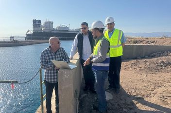 أطلع وزير المياه والري المهندس رائد أبو السعود اليوم الخميس ٢٧ تشرين ثاني ٢٠٢٥ يرافقه مدير مشروع الناقل الوطني المهندس صدام خليفات ومسؤول تمويل مشاريع جاهزية شبكات البنية التحتية اياد القصير خلال جولة