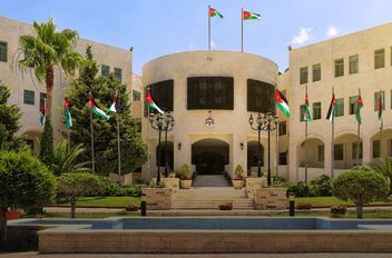 الأردن يعبر عن تعازيه للصين بعد حرائق أبراج هونغ كونغ