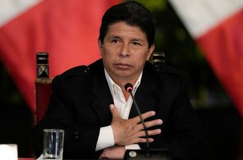 بيرو .. السجن 11 عامًا للرئيس السابق بيدرو كاستيلو