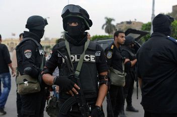 مصري يقتل عروسه قبل زفافهما