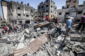 شهيد وإصابتان جراء قصف الاحتلال جنوبي قطاع غزة