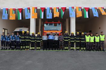 اللواء المعايطة يفتتح مركز دفاع مدني وادي صقرة