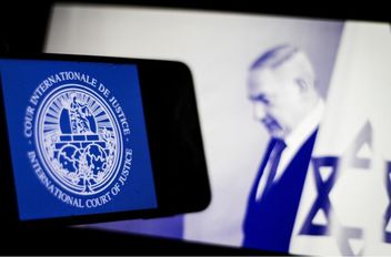 الكيان بكافة أجهزته يبحث عن هاتف محمول قبل سقوط الرؤوس الكبيرة