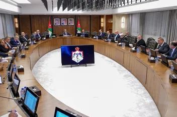 الحكومة ترسل مشروع موازنة 2026 إلى مجلس الأمة تمهيدًا لإقراره