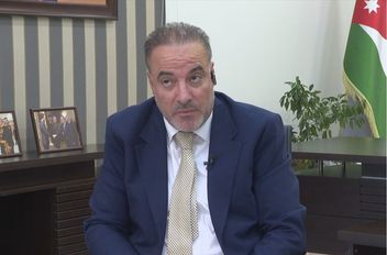 وزير المالية عبد الحكيم الشبلي