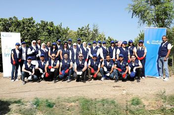 فريق "إمكان الإسكان" يشارك في جني محاصيل أشجار مثمرة بالتعاون مع الجمعية العربية لحماية الطبيعة