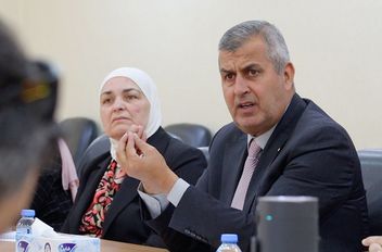 ترأس وزير الطاقة والثروة المعدنية الدكتور صالح الخرابشة ، اليوم الأحد، اجتماع مجلس الشراكة في قطاع الطاقة المخصص لبحث آليات الاستفادة من الفرص الاستثمارية في قطاع الطاقة المتجددة داخل العراق، خصوصًا ف