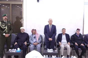 مندوبًا عن الملك وولي العهد .. العيسوي يعزي أبو هزيم وقيتوقة