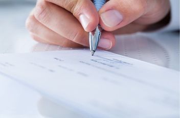 انخفاض قيمة الشيكات المرتجعة 17% حتى نهاية تشرين الثاني

