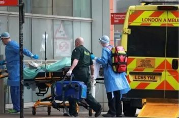 موجة الإنفلونزا تضرب مستشفيات إنجلترا 
