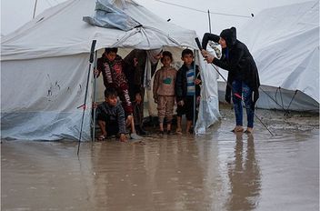 المنخفض الجوي يعمّق الكارثة الإنسانية في قطاع غزة