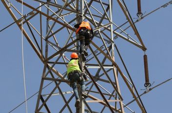 فصل التيار الكهربائي عن مناطق في المملكة _أسماء