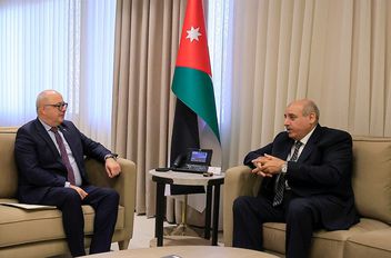 القاضي يلتقي السفير البلغاري