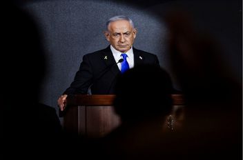 نتنياهو لا يتوقف عن مساعيه في نيل العفو .. ويطالب ترامب بالتدخل