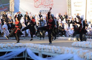 "الفارس الشهم 3" تحتفل ب 54 عريساً وعروساً من غزة