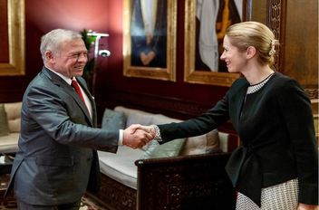 الملك يلتقي نائبة رئيسة المفوضية الأوروبية