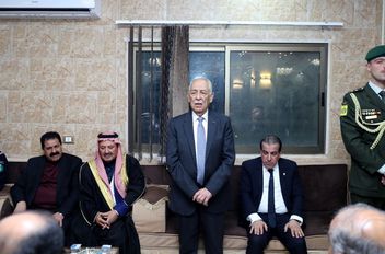 مندوبًا عن الملك وولي العهد .. العيسوي يعزي النابلسي والجوارنة والزغول والطراونة