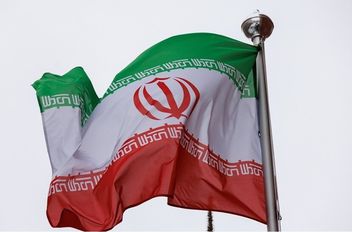 إيران