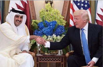 الرئيس الأميركي دونالد ترامب وأمير قطر تميم بن حمد آل ثاني
