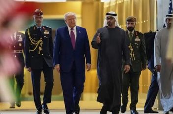 رئيس دولة الإمارات الشيخ محمد بن زايد مستقبلا الرئيس الأميركي دونالد ترامب