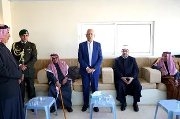جانب من تقديم العيسوي واجب العزاء