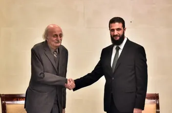 جنبلاط أكد للشرع على ضرورة حصر السلاح بيد الدولة