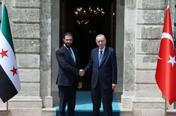 على هامش اللقاء