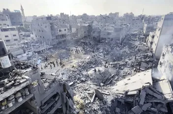بقصف للاحتلال على جباليا البلد
