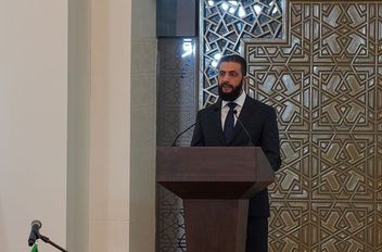 الرئيس السوري أحمد الشرع