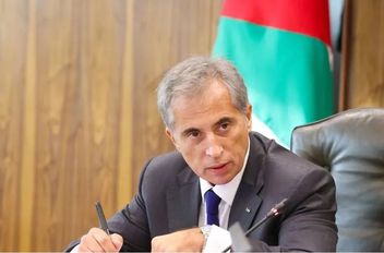 رئيس الوزراء الدكتور جعفر حسان