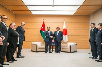 سمو الأمير الحسين بن عبدالله الثاني ولي العهد يلتقي في مدينة طوكيو مع رئيس الوزراء الياباني شيغيرو إيشيبا