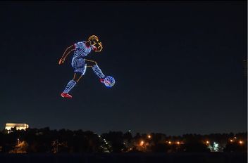 عرض درون على شكل لاعب كرة قدم