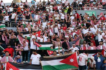 الجماهير تصب غضبها على اتحاد الكرة بسبب سوء التنظيم